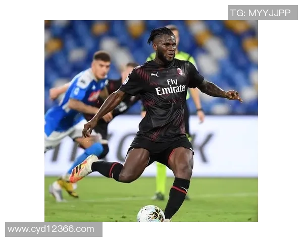 假球星崛起:揭秘足坛最虚假的足球巨星与背后的黑暗交易 假球星崛起:揭秘足坛最虚假的足球巨星与背后的黑暗交易