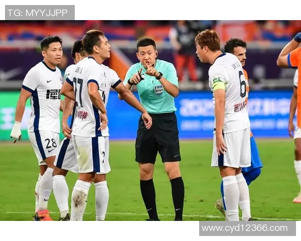 客家足球球星的崛起与奋斗历程:从地方到国际舞台的精彩故事 客家足球球星的崛起与奋斗历程:从地方到国际舞台的精彩故事