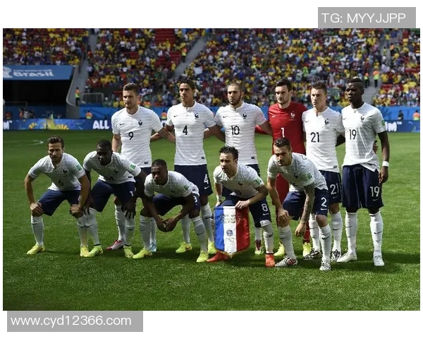 足球百大球星三大阵容全解析 谁是历史上最强的顶级球员组合