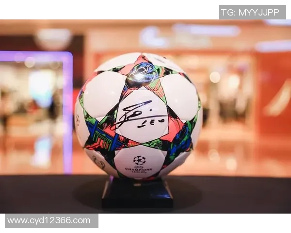 追寻绿茵传奇收藏梦打造独一无二的足球贴纸球星珍藏本